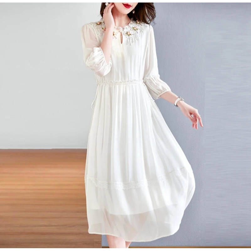 Plus Size, Western Style, Age-Reducing White Waist Slimming Look Mid-Length Dress for Women 2025 Summer New Mother's Wear