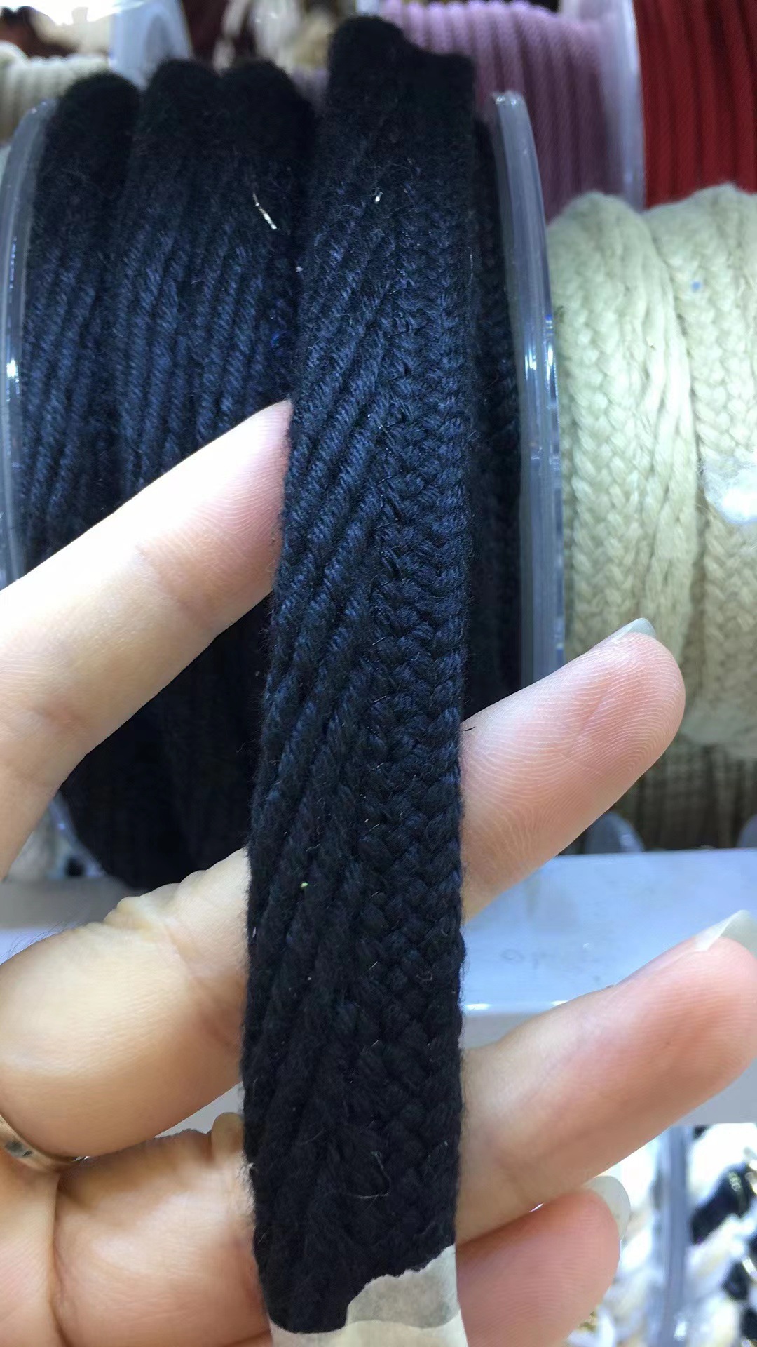 Fabricante en stock estilo coreano Chanel estilo cinta estilo étnico hecho a mano con cuentas encaje ropa DIY accesorios perla encaje