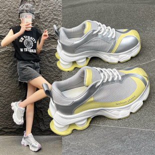 ���ɰ����ϵ�ЬŮ2025�ļ��¿�͸��W�����m�ٴ���Ь���e�\��Ь