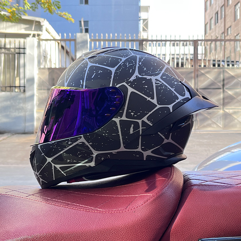 Casco de motocicleta Orz para hombres y mujeres, casco integral de verano con gran alerón trasero para todas las estaciones, certificado por DOT, transfronterizo.