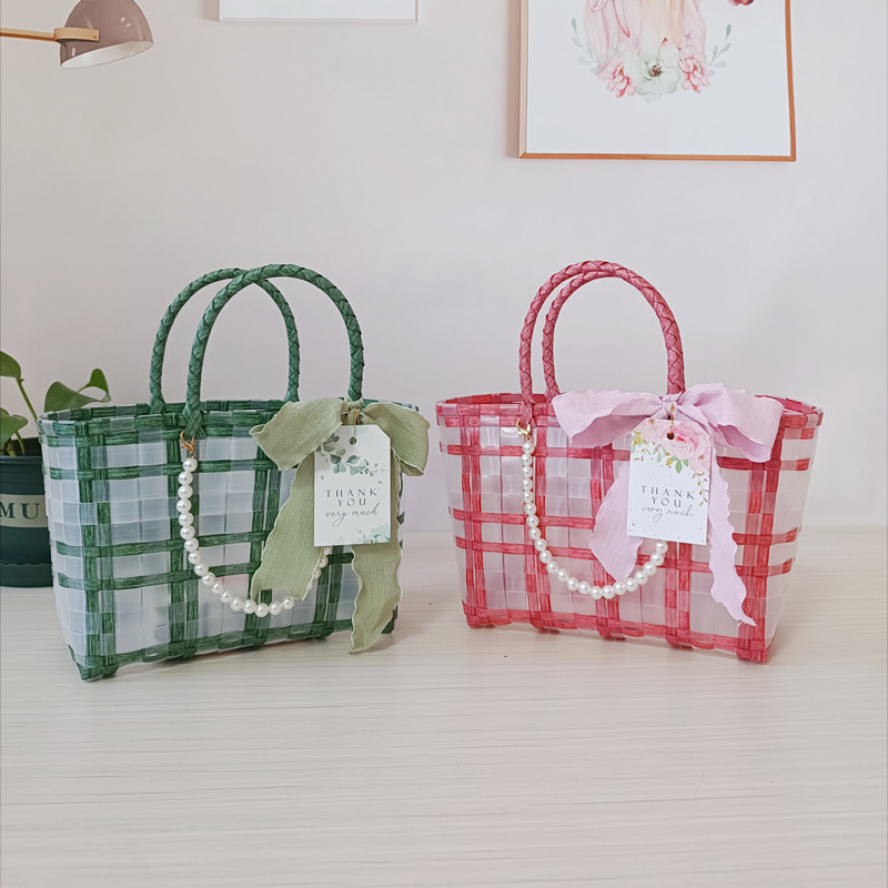 756g Weight Open Closure Type Double Handle Strap Type Handbag Bags Type Holiday, Travel Occasion PVC Material Plaid Pattern All Seasons Season Women's Gender Cute, Vacation Style Square Shape Large Size Women's Cute Vacation Plaid PVC Shopping Bags 30