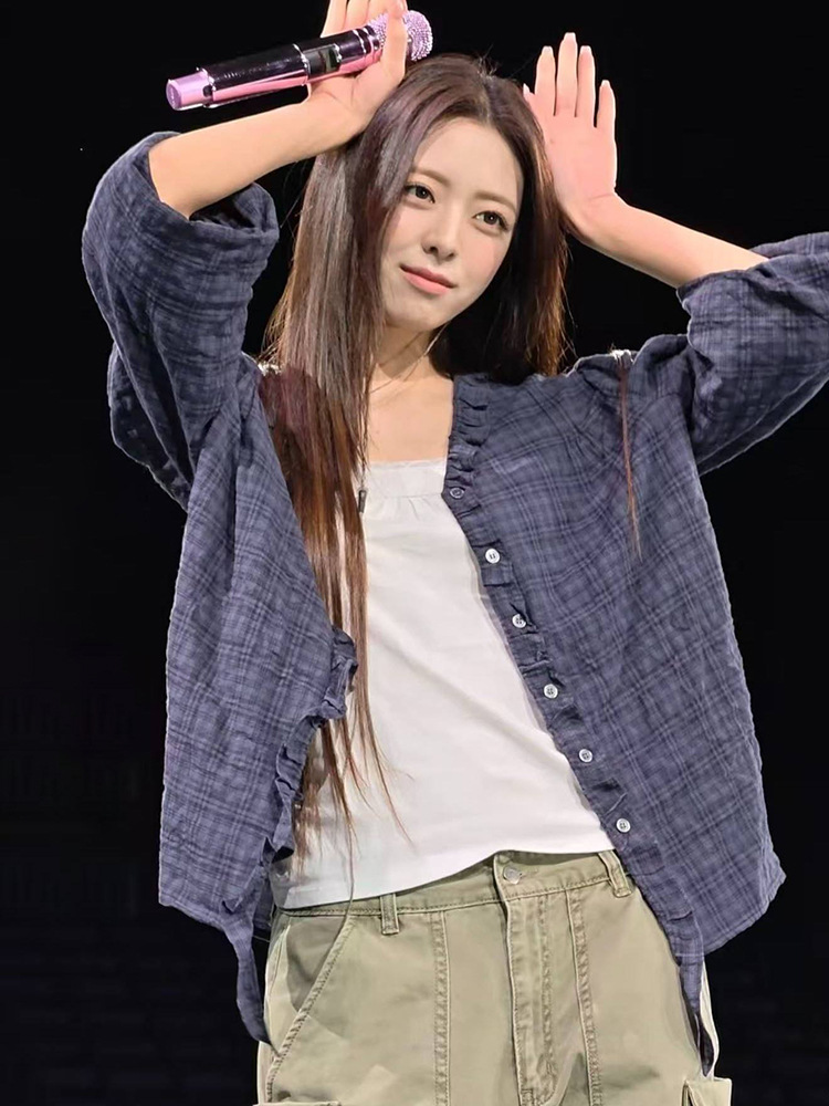 Currently available: Shin Ha-na's same style V-neck tie-up shirt for women, spring and autumn, with ruffled lantern sleeves, without summ*r