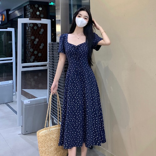 大码胖mm夏季小众设计感碎花连衣裙短裙法式气质显瘦中长裙子女装|undefined