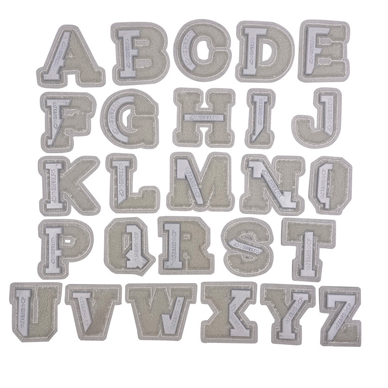现货26字母刺绣补丁贴跨境彩色精致彩色五金工装背包装饰布贴