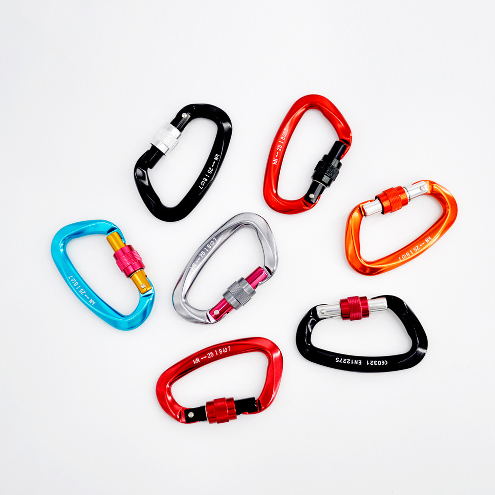 ALT7104B Carabiner (12).jpg