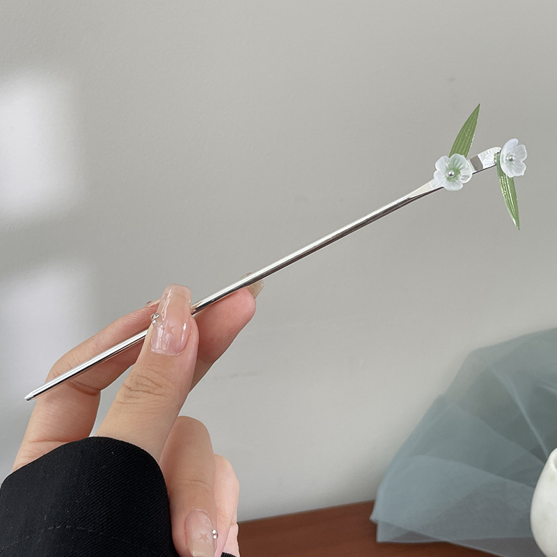 Puesto callejero Hanfu tocado de metal horquilla de pelo nuevo estilo chino femenino estilo antiguo paso a paso accesorios para el cabello borla horquilla al por mayor