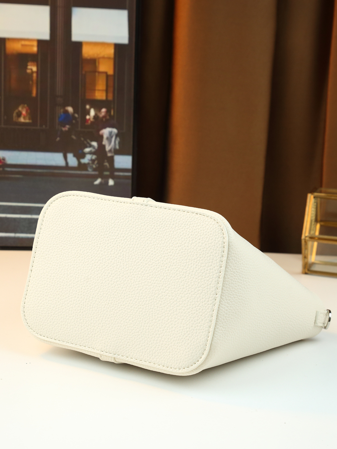 Lychee Pattern Women's Handbag Solid Color Bucket Bag Versatile Shoulder/Crossbody Bag For Commuting PU Leather Zipper Closure Medium Size_voghion.com