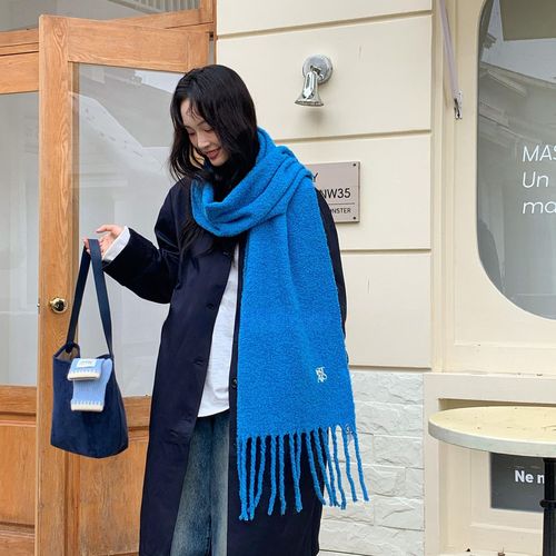 Super beautiful cheese yellow ~ Korean staple wool embroidery scarf autumn and winter versatile tassel couple neck scarf