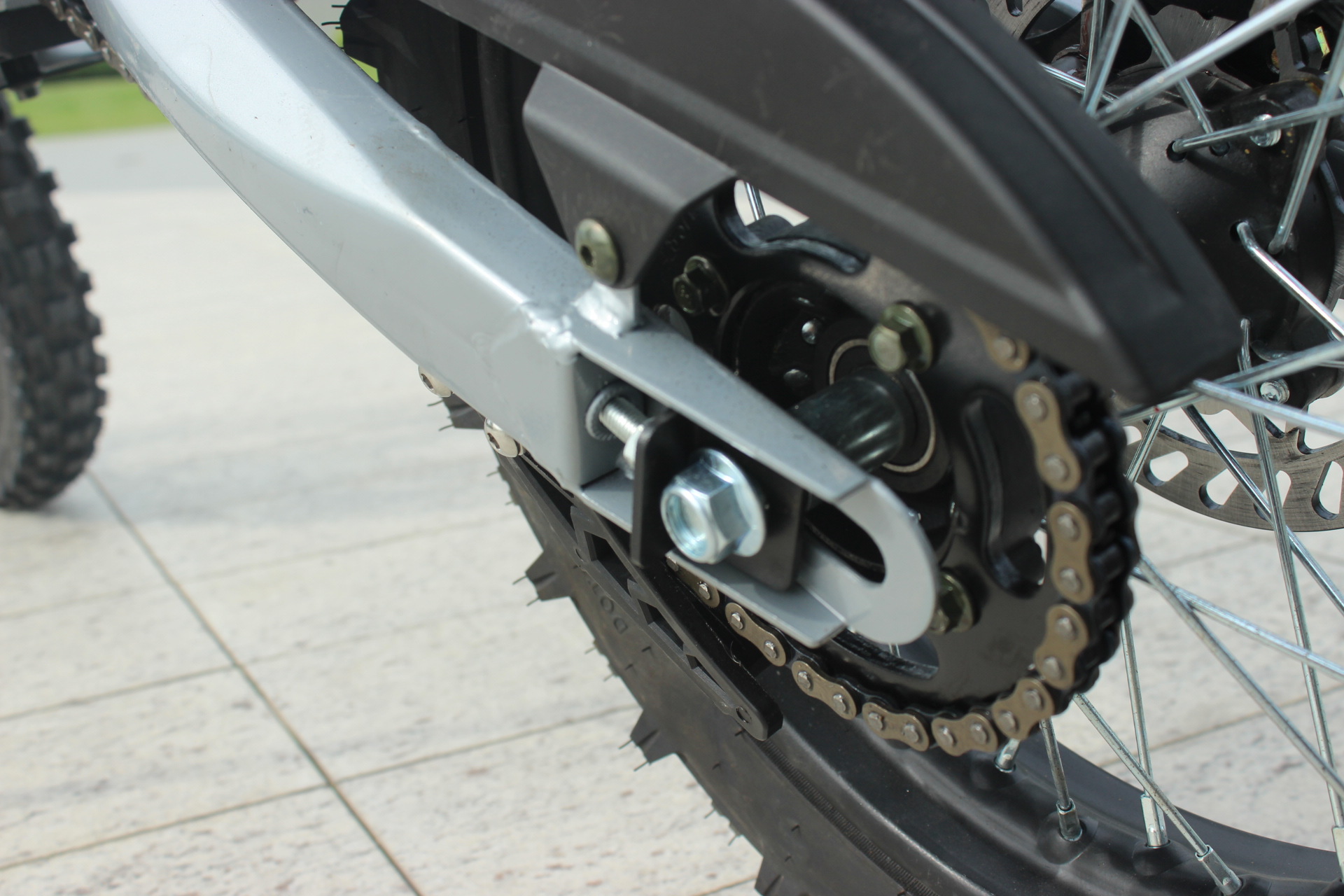 Brand New Off-Road Motorcycle, Mountain Dirt Bike with Reinforced Frame, Professional Motorcycle, 125Cc All-Terrain Motorcycle