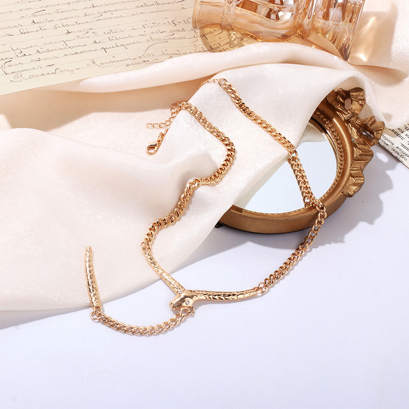 Fashion Snake Alloy Plating Metal Necklace