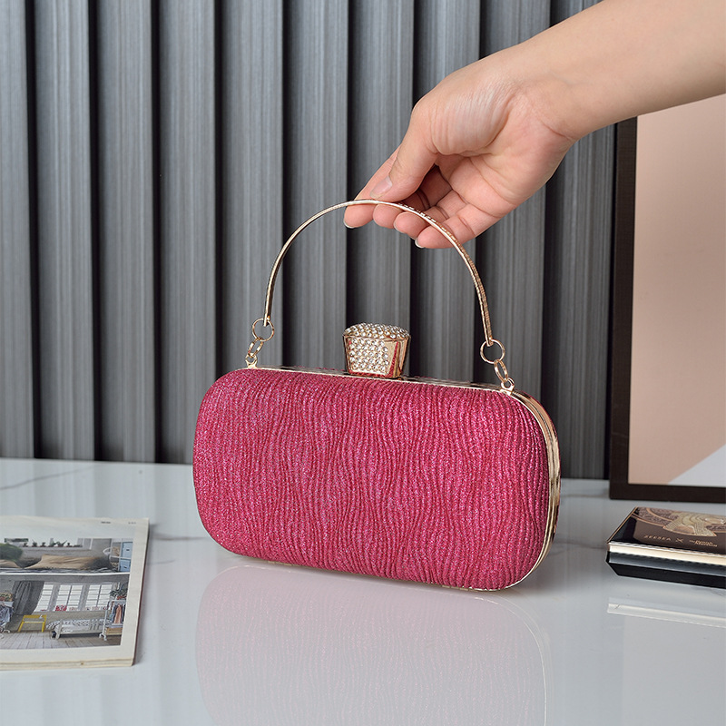 2023 nuevo bolso de noche plisado transfronterizo Banquete de mujer vestido de noche portátil bolso de diamantes de imitación brillante bolso retro cheongsam
