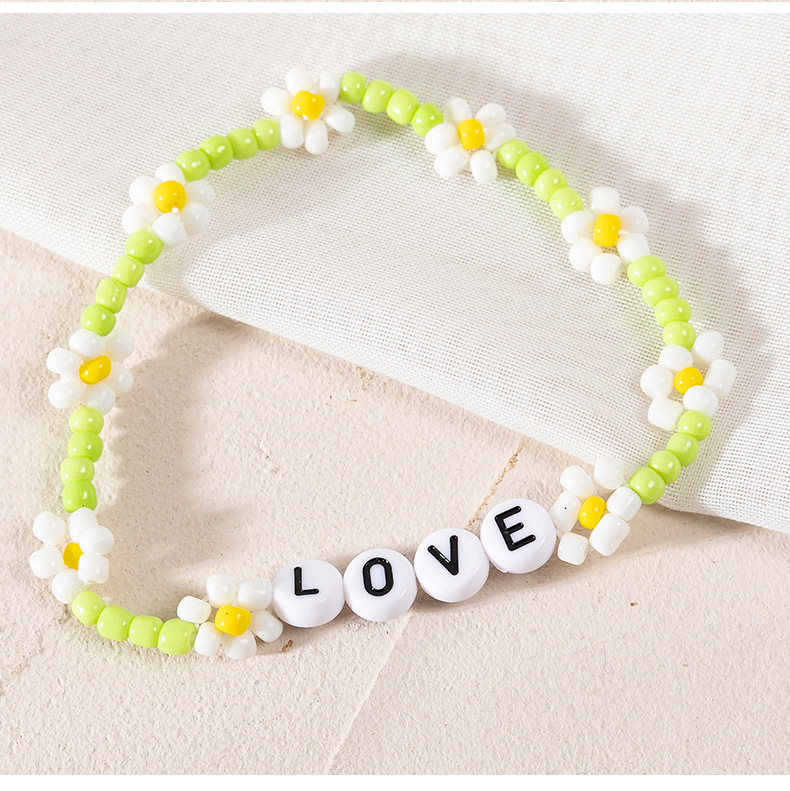 Fashion Love Daisy Resin Bracelets display picture 1