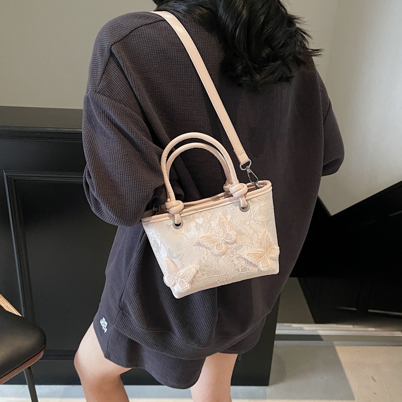 Nuevo bolso de estilo chino 2025 primavera y verano nuevo bolso de hombro de estilo chino fresco bolso de mensajero de mariposa de encaje mujer