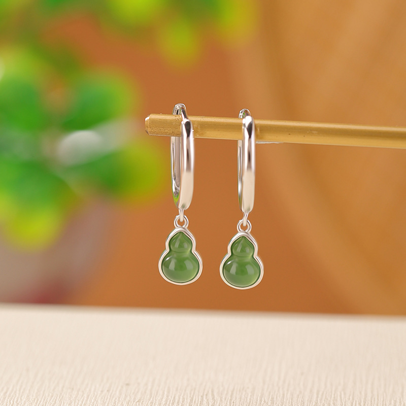 Bông tai bạc S925 đính ngọc bích Hetian phong cách Trung Hoa cổ điển — Một cặp