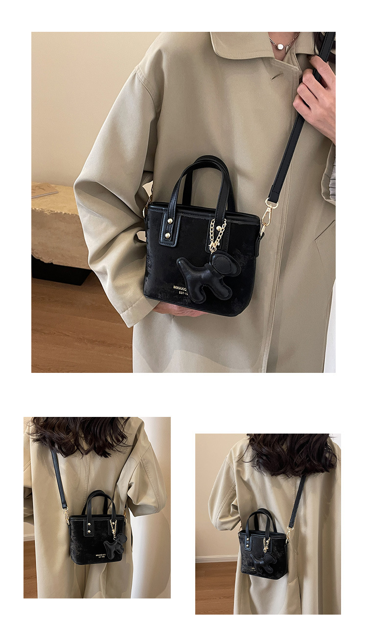 2024 New Popular Small Bag This Year Women's Fashion Versatile One Shoulder Crossbody Bag Retro Small Handheld Bucket Bag_voghion.com