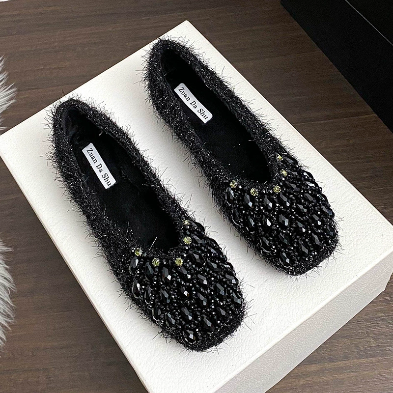 Одиночная обувь со стразами Женская юбка бюстая осенняя и зимняя замшевая мягкая подошва, увеличена в квадратной головке плоское дно, бархатная обувь большого размера 41-43