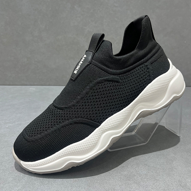 Men's Shoes Autumn and Winter Fly-Knit Running Shoes 2025 New Ultra-Light Slip-On Shoes Men's Fleece-Lined Warm Casual Sports Shoes