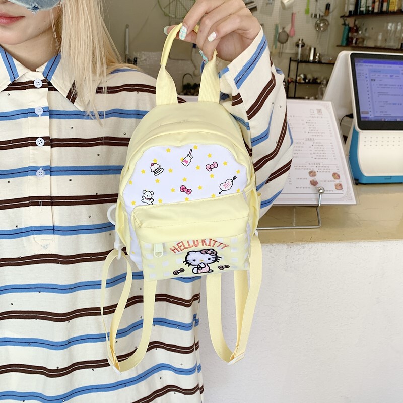 三福hellokitty包蜡笔小新校园高颜值学生通用大容量百搭双肩包|undefined