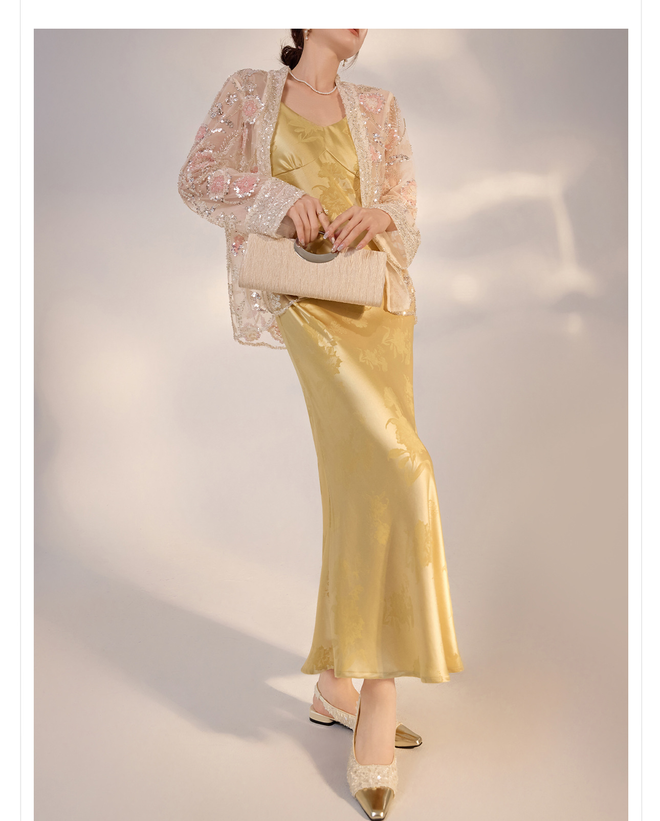 Áo khoác nữ phong cách dân tộc đính sequin jacquard khoét rỗng mỏng cao cấp M5026 — Màu mơ chi tiết 8