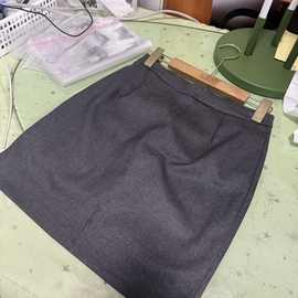 黑色灰色加厚新款高腰气质半身裙秋冬2025显瘦短裙跨境