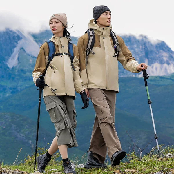 Three-in-one waterproof mountain windproof autumn and winter outdoor assault clothing manufacturers wholesale two-piece rubber mountaineering overalls