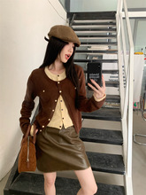假两件毛衣开衫外套女秋2025新款圆领撞色拼接针织开衫设计感上衣