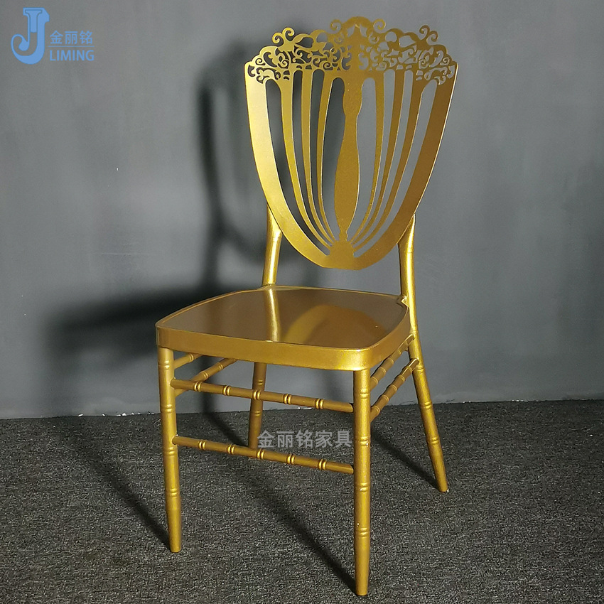 Silla de comedor de hierro al por mayor Nordic Silla de boda al aire libre restaurante silla trasera de metal escudo flor cabeza Silla de Bambú