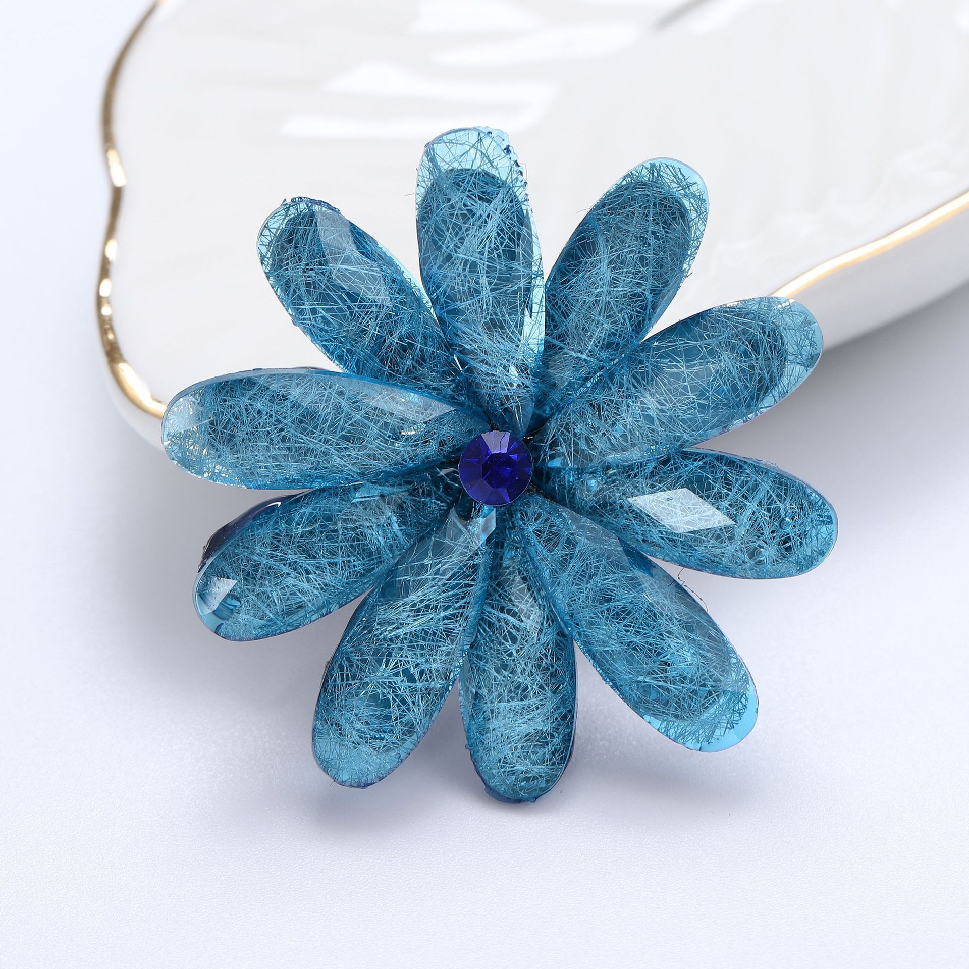 17g Weight Acrylic Inlay Material Brooches Classification Casual, Holiday, Banquet Occasion Alloy Material Flower Pattern All Seasons Season Women's Gender Inlay Design Simple Style Style Simple Style Pin Flower Alloy Inlay Acrylic Women's Brooches 10