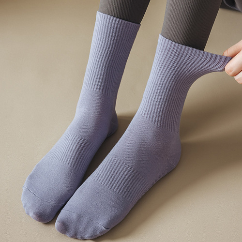 Yoga socks for women, silicone bottom, non-slip, indoor fitness, Pilates, women's dance sports, home adult mid-calf socks
