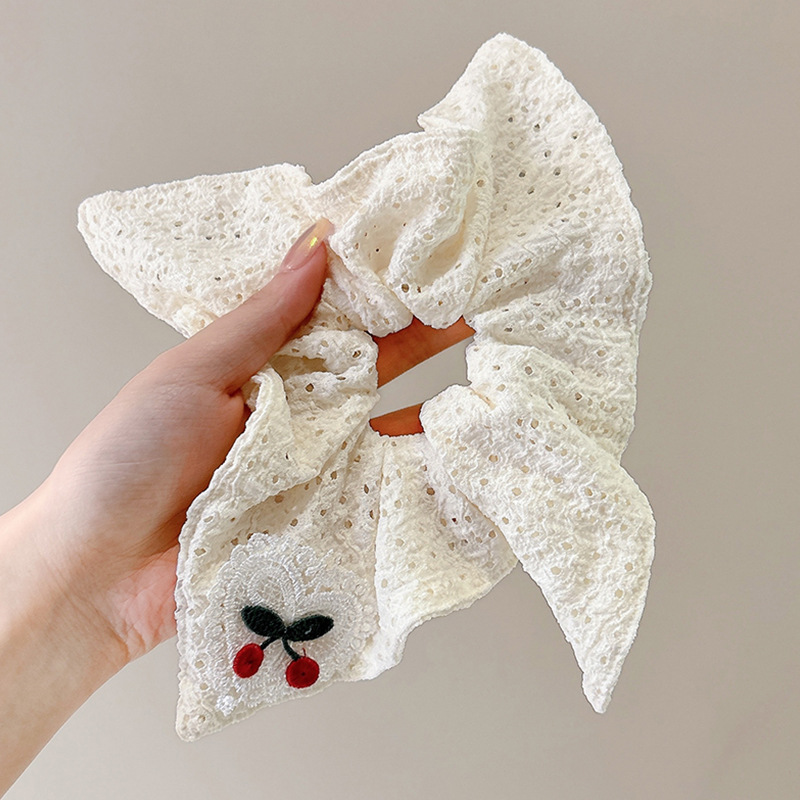 1 pañuelo cuadrado hueco blanco cereza de amor