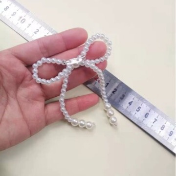 Sweater Pearl Bow Brooch Dress Suit Pin Jacket dress Hanging All-match Sweet Corsage Decoration