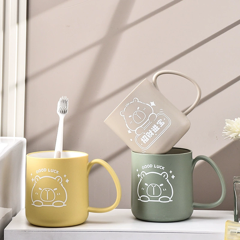 广华 Creative capacious mouthwash for home use, cute toothbrush, with little bears