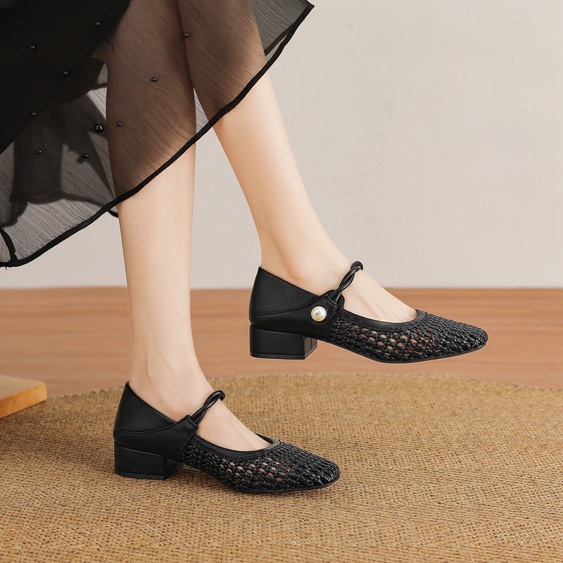 Giày Mary Jane nữ quai ngang mũi nhọn đế thô — BL738P màu đen