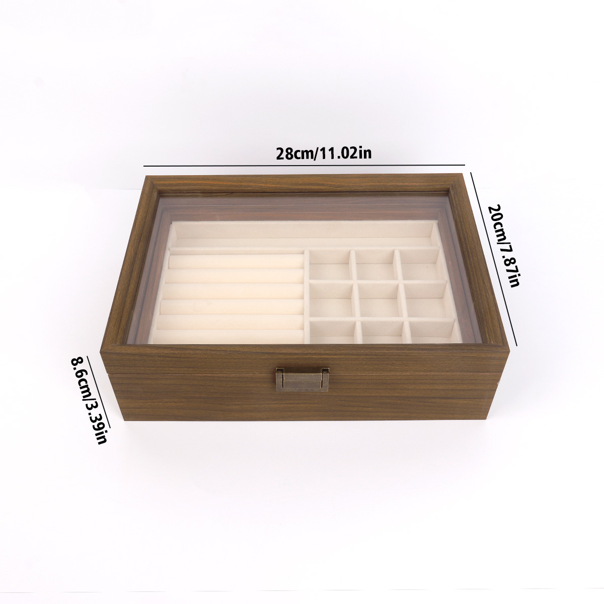 ��ָ������������չʾ�о������κкں���ľ�Ƹߵ�С�ʹ������ɺ�