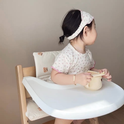 Korean baby eating out seat cushion, cartoon anti-dirty children's dining chair seat cushion, table and chair cushions, dining chair accessories