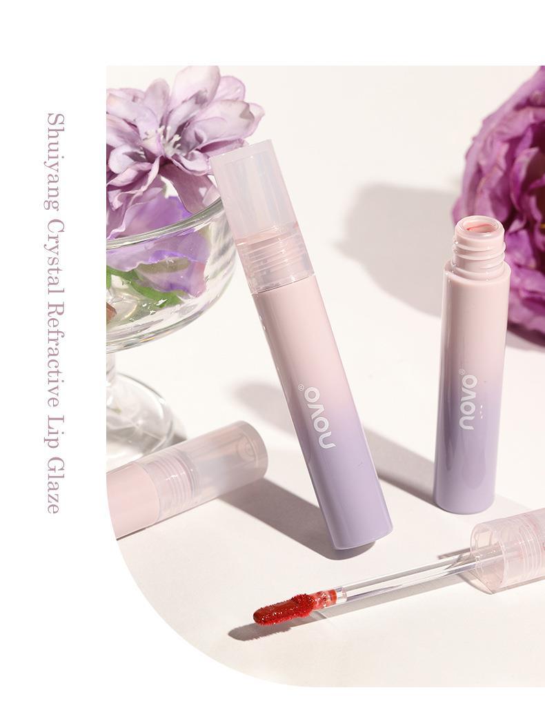 NOVO Water Crystal Refractive Lip Gloss is waterproof, does not fade easily, does not stick to the cup, and is a low-saturation student lipstick that makes you look fair without makeup undefined