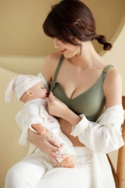 女士三角裤;无痕文胸;女士背心