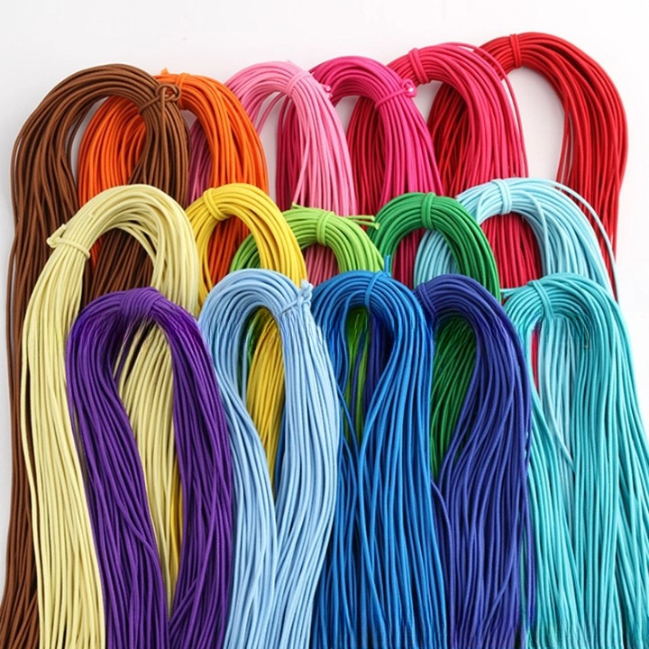 500 color de poliéster 2 / 2.5 / 3mm ropa de color cerrada látex elástico cuerda redonda de color sólido cinta elástica redonda