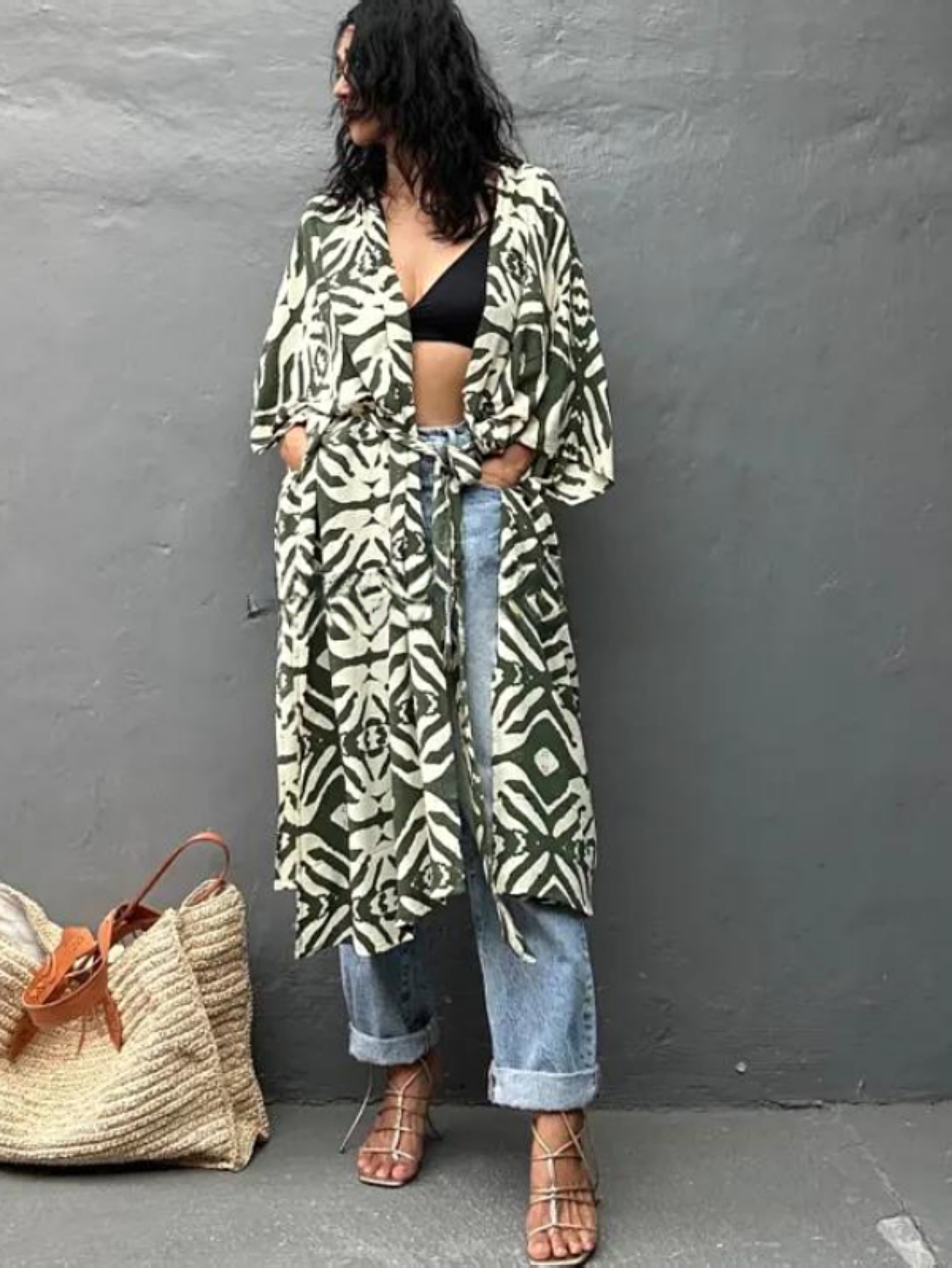 2025 nuevo algodón europeo y americano impresión cardigan vacaciones camiseta protector solar bikini camiseta de baño M0004