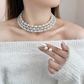 耳环;耳钉;项链