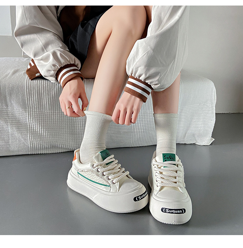 2024 Petites chaussures blanches Printemps pour femmes Nouvelle édition coréenne Instagram Étudiante Étudiante Loisirs Sports Chaussures de planche polyvalentes Street Shoot_voghion.com