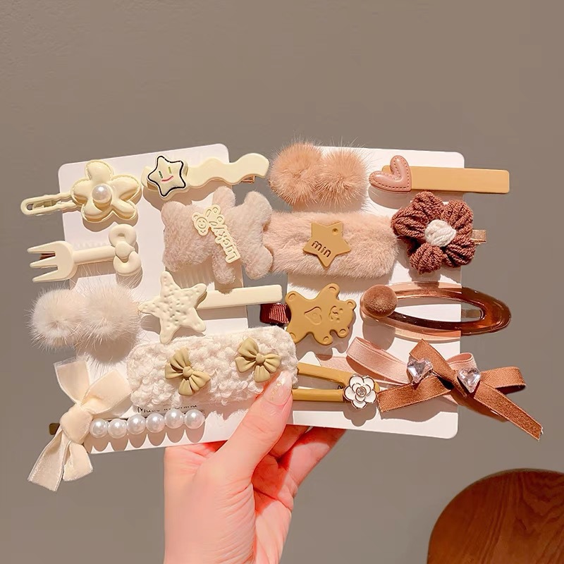 Nueva pinza de pelo de felpa rosa 2023, flequillo de niña, horquilla de pelo roto lateral, pinza de niña linda, horquilla de amor