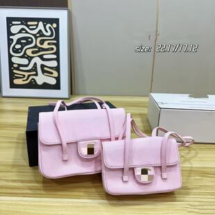 ���С���L�~���uҸ�°�ţƤС�����ٴ�μ��Ů���б���