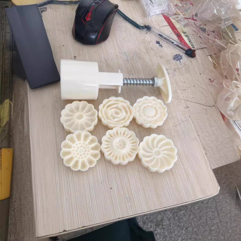 Tangzheng Mooncake Mold Hand-Pressed Mid-Autumn Snowskin Mooncake Mold Stereo Mold Mung Bean Pastry Mold Round