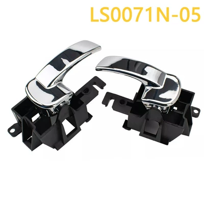 Navara D40 | Armrest, handle, handle