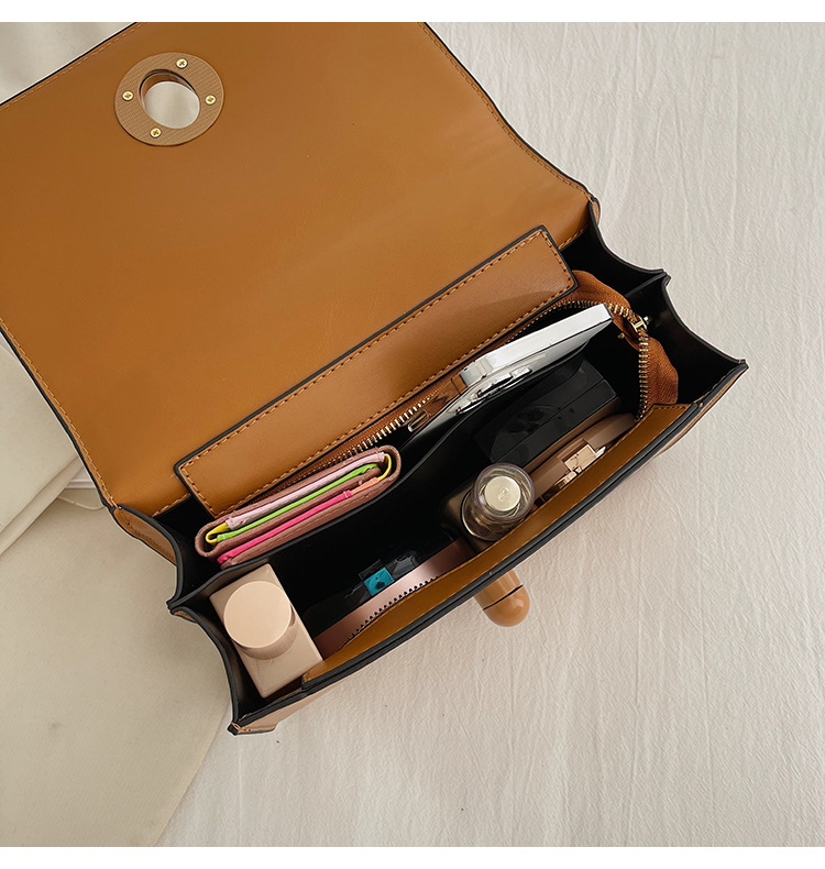 Piccola borsa a tracolla quadrata con catena borsa elegante_voghion.com