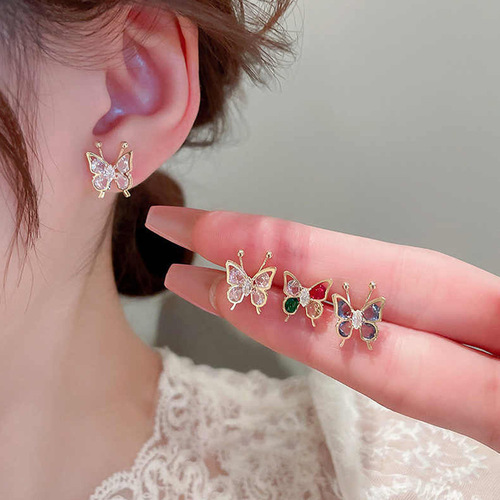 Zirconia Fresh Color Butterfly stud earrings with Instagram style, niche ear bone clip design earrings, sweet and cute, light luxury earrings.