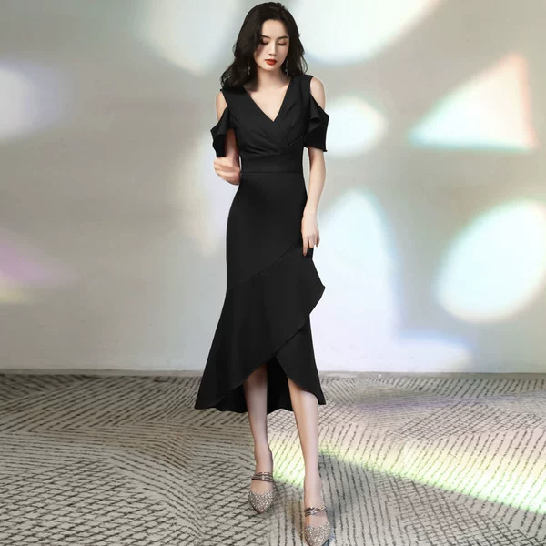 Black, long, mid-length