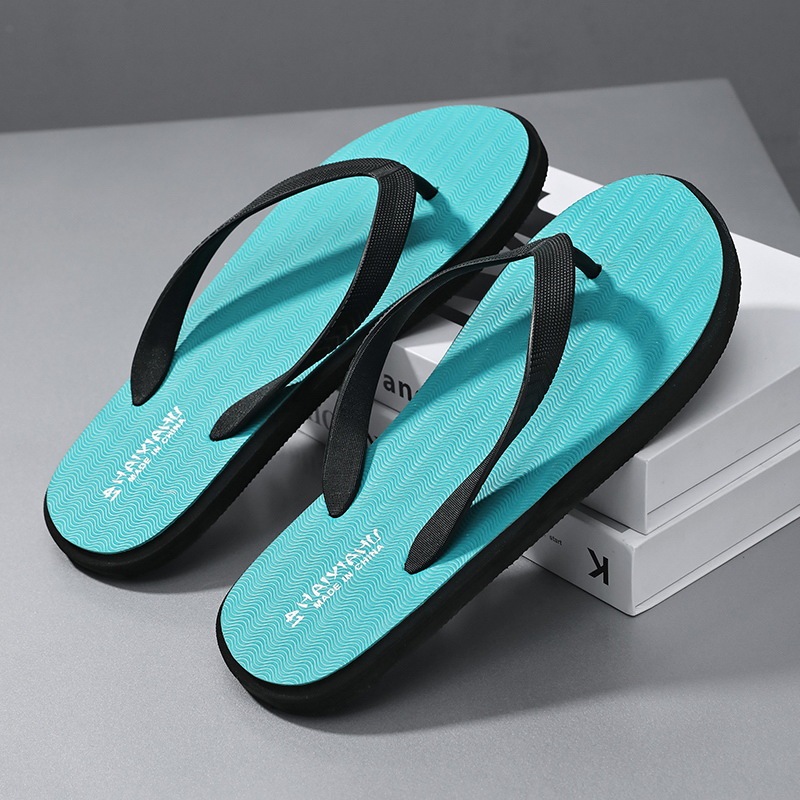 [in stock] Men's flip-flops summer non-slip outdoor sandals clip-on Korean casual rubber beach shoes trend