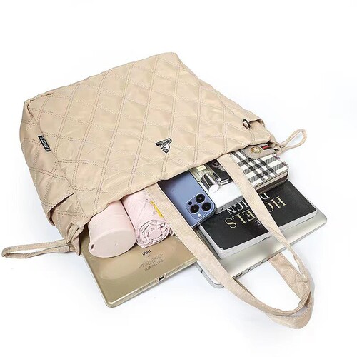 [Manufacturer supply] 2024 new foreign trade women's bag Korean style fashion kangaroo handbag large capacity shoulder bag